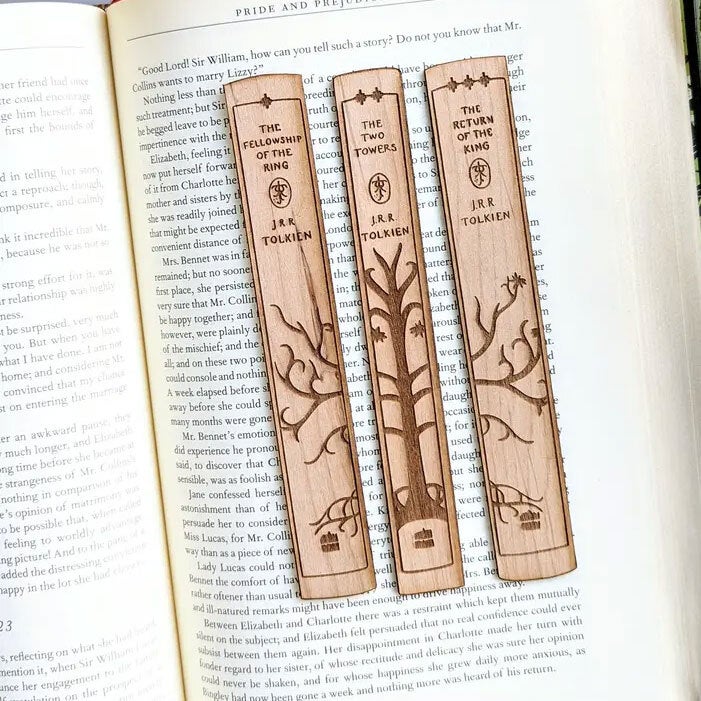 Lord of the Rings Book Spine Trio Wooden Bookmark – The Haunted Game Cafe